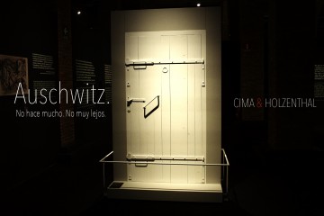 C&H Auschwitz Bolivar Cimadevilla